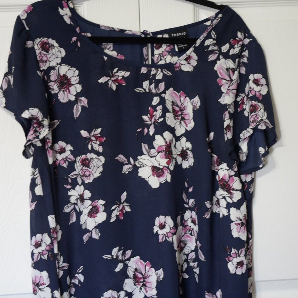 TORRID Floral Chiffon Pullover Blouse